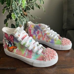 Ripped-n-Razored New Custom Daisy Duck Hi Top Sneakers Tennis Shoes Size 8